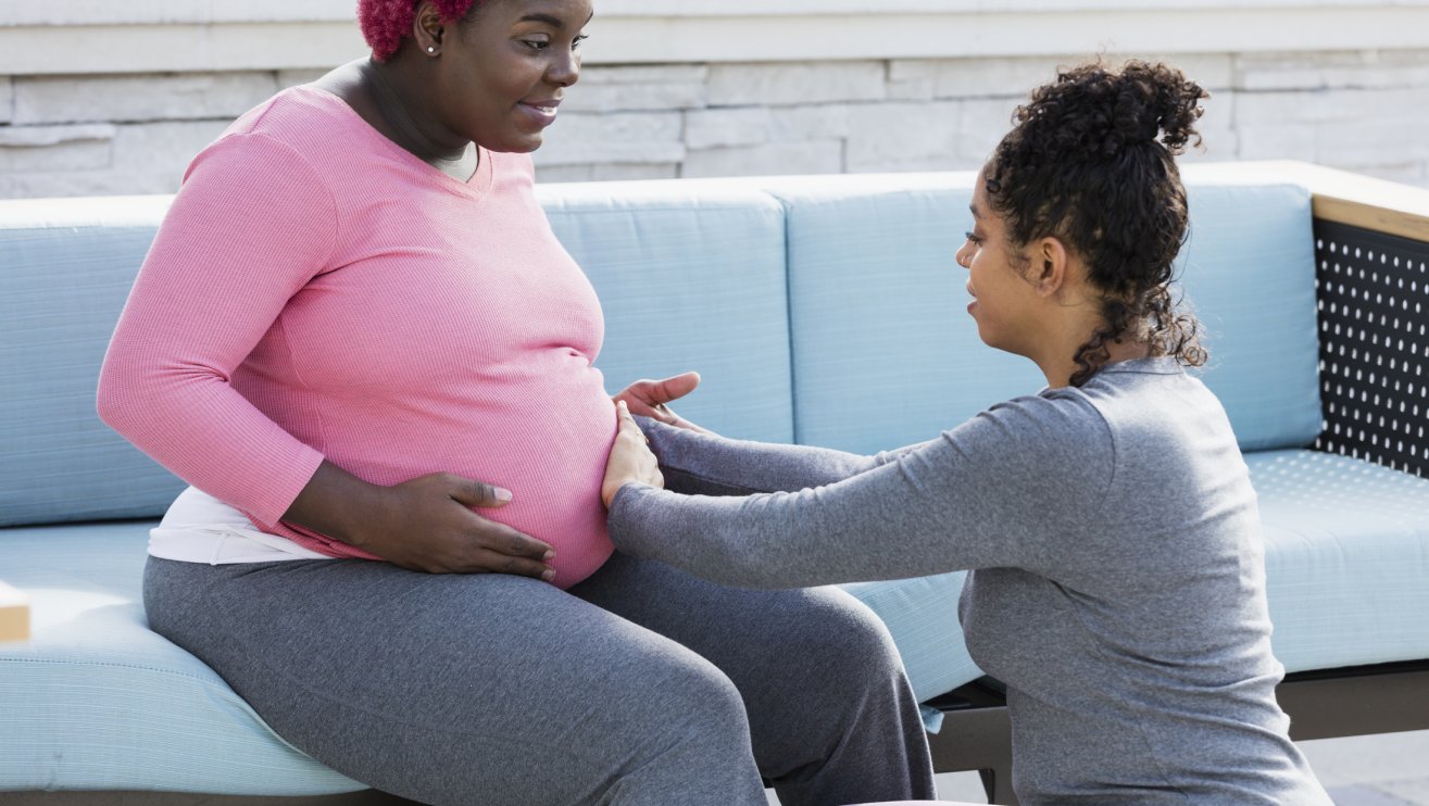 How Community-Based Doulas Can Help Address the Black Maternal Mortality Crisis