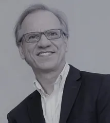 Paulo B Headshot