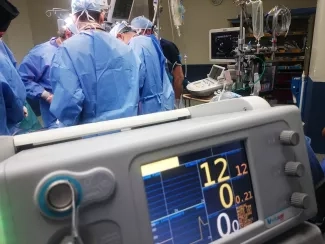 Improving Surgical Outcomes and Satisfaction at Scale Improving Surgical Outcomes and Satisfaction at Scale